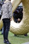 Amsterdam 21 juni 2021
Plaatsen van kunstwerk Joseph Klibansky voor Art Zuid op de apollolaan.
 Zijn vriendin Victoria Waldau alsmede zijn broer schoonzus en ouders zijn ook aanwezig