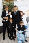 Loosdrecht 18 juli 2021
Kim Kotter Jaap Reesema en hun kinderen bij hun huis.