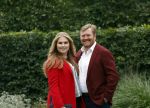 Den haag 16 juli 2021
Koninklijk fotouurtje met Koning Willem Alexander Koningin Maxima Prinses Amalia Alexia en Ariane in de tuin van Paleis Huis ten Bosch.