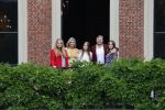 Den haag 16 juli 2021
Koninklijk fotouurtje met Koning Willem Alexander Koningin Maxima Prinses Amalia Alexia en Ariane in de tuin van Paleis Huis ten Bosch.