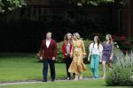 Den haag 16 juli 2021
Koninklijk fotouurtje met Koning Willem Alexander Koningin Maxima Prinses Amalia Alexia en Ariane in de tuin van Paleis Huis ten Bosch.