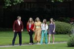 Den haag 16 juli 2021
Koninklijk fotouurtje met Koning Willem Alexander Koningin Maxima Prinses Amalia Alexia en Ariane in de tuin van Paleis Huis ten Bosch.
