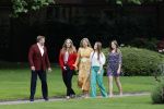 Den haag 16 juli 2021
Koninklijk fotouurtje met Koning Willem Alexander Koningin Maxima Prinses Amalia Alexia en Ariane in de tuin van Paleis Huis ten Bosch.