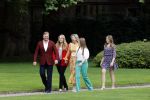 Den haag 16 juli 2021
Koninklijk fotouurtje met Koning Willem Alexander Koningin Maxima Prinses Amalia Alexia en Ariane in de tuin van Paleis Huis ten Bosch.
