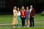 Den haag 16 juli 2021
Koninklijk fotouurtje met Koning Willem Alexander Koningin Maxima Prinses Amalia Alexia en Ariane in de tuin van Paleis Huis ten Bosch.