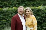 Den haag 16 juli 2021
Koninklijk fotouurtje met Koning Willem Alexander Koningin Maxima Prinses Amalia Alexia en Ariane in de tuin van Paleis Huis ten Bosch.