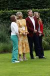Den haag 16 juli 2021
Koninklijk fotouurtje met Koning Willem Alexander Koningin Maxima Prinses Amalia Alexia en Ariane in de tuin van Paleis Huis ten Bosch.