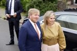 Hilversum 30 juni 2021
Koning Willem Alexander en Koningin Maxima arriveren bij theater Gooiland voor de uitreiking van de appeltjes van Oranje .