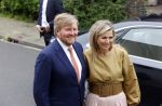 Hilversum 30 juni 2021
Koning Willem Alexander en Koningin Maxima arriveren bij theater Gooiland voor de uitreiking van de appeltjes van Oranje .