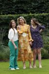 Den haag 16 juli 2021
Koninklijk fotouurtje met Koning Willem Alexander Koningin Maxima Prinses Amalia Alexia en Ariane in de tuin van Paleis Huis ten Bosch.