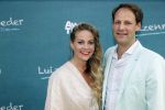 Amsterdam 16 juli 2021
Premiere de Luizenmoeder in Tuschinski. Maaike Martens met partner