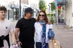 Alkmaar 7 juli 2021
Mary Borsato viert haar 76e verjaardag bij rstaurnt Pluim in Alkmaar.
Aanwezig marco Borsato met zijn vrouw Leontine , Armando Borsato met zijn vriendin en dochters . Silvana Borsato met haar dochter . Ook Senna is erbij.