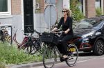 Amsterdam 22 juli 2021
Herdenkingsdienst van Peter R de Vries in Carre .
Matthijs v Nieuwkerk met zijn vriendin Martha Riemsma in gesprek met Eva Jinek en haar manager Kristien v Dillen