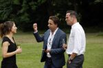 Zeist 8 juli 2021
Bas Nijhuis vraagt zijn vriendin Chantal ten huwelijk. Chantal kwam met een helicopter naar slot Zeist gevlogen. Wolter Kroes zong ze toe. Matthijs Albers