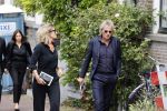 Amsterdam 22 juli 2021
Herdenkingsdienst van Peter R de Vries in Carre .
Matthijs v Nieuwkerk met zijn vriendin Martha Riemsma