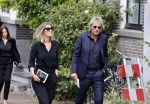 Amsterdam 22 juli 2021
Herdenkingsdienst van Peter R de Vries in Carre .
Matthijs v Nieuwkerk met zijn vriendin Martha Riemsma