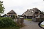 Epse 18 juni 2021
Huis Mc Snelle in Epse . Hij heeft er ook een studio bij waar hij opnames maakt van zijn liedjes.