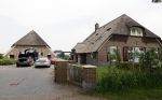 Epse 18 juni 2021
Huis Mc Snelle in Epse . Hij heeft er ook een studio bij waar hij opnames maakt van zijn liedjes.