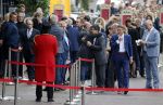 Amsterdam 22 juli 2021
Herdenkingsdienst van Peter R de Vries in Carre .
De moeder van Nicky Verstappen omhelst Dave Mattheijs, Officier van Justitie in de zaak Verstappen