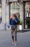 Amsterdam 8 juli 2021
Boekpresentatie Nicolette v Dam en Bas Smit bij boekhandel Scheltema. Mona Keijzer ontvangt het eerste boek .