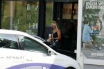 Berkel Rodenrijs Delft Amsterdam 19 juli 2021
Monique Westenberg haalt kofietje bij starbucks