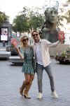 Amsterdam 8 juli 2021
Boekpresentatie Nicolette v Dam en Bas Smit bij boekhandel Scheltema. Mona Keijzer ontvangt het eerste boek .