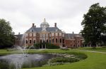 Den haag 16 juli 2021
Koninklijk fotouurtje met Koning Willem Alexander Koningin Maxima Prinses Amalia Alexia en Ariane in de tuin van Paleis Huis ten Bosch.