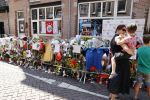 Amsterdam A4 18 juli 2021
Bloemenzee voor Peter R de Vries en Abri van Peter bij schiphol naast de A4