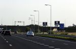 Amsterdam A4 18 juli 2021
Bloemenzee voor Peter R de Vries en Abri van Peter bij schiphol naast de A4