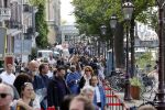 Amsterdam 21 juli 2021
Het publiek kan afscheid nemen van Peter R de Vries . Peter ligt opgebaard in Carre . er komen duizenden mensen langs.