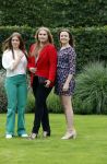Den haag 16 juli 2021
Koninklijk fotouurtje met Koning Willem Alexander Koningin Maxima Prinses Amalia Alexia en Ariane in de tuin van Paleis Huis ten Bosch.