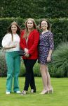 Den haag 16 juli 2021
Koninklijk fotouurtje met Koning Willem Alexander Koningin Maxima Prinses Amalia Alexia en Ariane in de tuin van Paleis Huis ten Bosch.