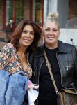 Amsterdam 20 juni 2021
Rachel hazes zus Els Hofland en Jacqueline Slaats en een kennis  bij de amsterdamse zomer in het Olympisch stadion.