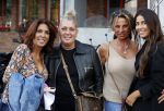 Amsterdam 20 juni 2021
Rachel hazes zus Els Hofland en Jacqueline Slaats en een kennis  bij de amsterdamse zomer in het Olympisch stadion.