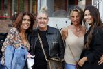Amsterdam 20 juni 2021
Rachel hazes zus Els Hofland en Jacqueline Slaats en een kennis  bij de amsterdamse zomer in het Olympisch stadion.