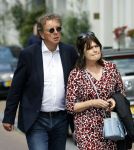 Amsterdam 22 juli 2021
Herdenkingsdienst van Peter R de Vries in Carre . Robert ten Brink en zijn vrouw Roos