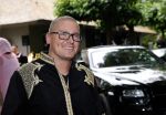 Blaricum 6 juli 2021
Gordon viert zijn verjaardag en dat hij zijn huis verkocht heeft. Ook gaat hij verhuizen naar Dubai. Rogier v d Linden