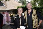 Blaricum 6 juli 2021
Gordon viert zijn verjaardag en dat hij zijn huis verkocht heeft. Ook gaat hij verhuizen naar Dubai. Rogier v d Linden