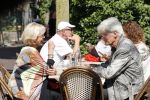 Amsterdam 23 juli 2021
Ad Visser en Sheila de Vries op terras samen in Amsterdam.