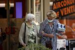 Amsterdam 14 juni 2021
Simone Kleinsma doet boodschappen met ....