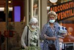 Amsterdam 14 juni 2021
Simone Kleinsma doet boodschappen met ....