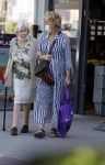 Amsterdam 14 juni 2021
Simone Kleinsma doet boodschappen met ....