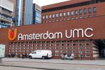 Amsterdam 7 en 10 juli 2021
Op de plek waar Peter R de Vries neergeschoten is leggen mensen bloemen neer.