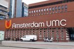 Amsterdam 7 en 10 juli 2021
Op de plek waar Peter R de Vries neergeschoten is leggen mensen bloemen neer.