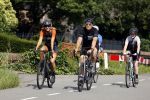Zevenhuizen 4 juli 2021
Leontien v Moorsel Wendy v Dijk en Anouk Smulders gaan met 500 vrouwen de Amstel Gold race rijden . Vandaag was er een training . Ook Michael Zijlaard en zijn broer Ron reden mee.