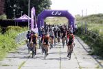 Zevenhuizen 4 juli 2021
Leontien v Moorsel Wendy v Dijk en Anouk Smulders gaan met 500 vrouwen de Amstel Gold race rijden . Vandaag was er een training . Ook Michael Zijlaard en zijn broer Ron reden mee.