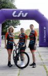 Zevenhuizen 4 juli 2021
Leontien v Moorsel Wendy v Dijk en Anouk Smulders gaan met 500 vrouwen de Amstel Gold race rijden . Vandaag was er een training . Ook Michael Zijlaard en zijn broer Ron reden mee.