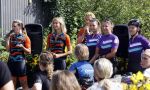Zevenhuizen 4 juli 2021
Leontien v Moorsel Wendy v Dijk en Anouk Smulders gaan met 500 vrouwen de Amstel Gold race rijden . Vandaag was er een training . Ook Michael Zijlaard en zijn broer Ron reden mee.