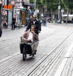 Amsterdam 3 juli 2022
Premiere Knor in Tuschinski.
Cast oa Alex Klaassen Henry v Loon en Jelka v Houten