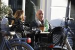 Weesp 15 maart 2022
Alfred v d Heuevl met Margreet Spijker op terras in het centrum van Weesp.